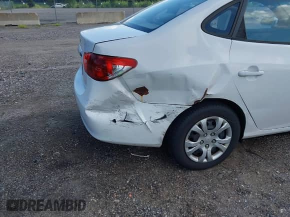 2010 Hyundai Elantra GLS with VIN KMHDU4AD2AU179663, listed as a IAAI auction lot 43027520 with 169,889 mi miles and . Bid and sale history available at DreamBid. Image 6.