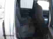 2010 Chevrolet Colorado 1LT z VIN 1GCDSCDE0A8101688, wystawiony jako IAAI lot #41631414 z przebiegiem 220 308 mil mil oraz . Historia ofert i sprzedaży dostępna na DreamBid. Obrazek 8.