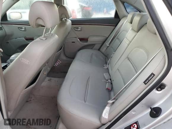 2006 Hyundai Azera SE с VIN KMHFC46F56A083928, выставлен на аукционе Copart как лот 77825994 с пробегом 88 461 миль миль и Чистый • Clean title. История ставок и продаж доступна на DreamBid. Изображение 10.