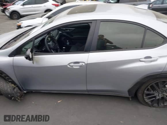 2023 Subaru WRX Premium z VIN JF1VBAF64P9817811, wystawiony jako IAAI lot #42529380 z przebiegiem 13 119 mil mil oraz . Historia ofert i sprzedaży dostępna na DreamBid. Obrazek 15.