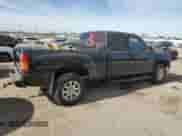 2002 GMC Sierra 1500 Denali z VIN 2GTFK69U521173050, wystawiony jako Copart lot #84276954 z przebiegiem Nie podano mil oraz Szkoda całkowita • Salvage title. Historia ofert i sprzedaży dostępna na DreamBid. Obrazek 3.