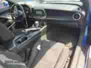 2017 Chevrolet Camaro 1LT с VIN 1G1FB3DX2H0105771, выставлен на аукционе Copart как лот 62717184 с пробегом 78 200 миль миль и Списание • Salvage title. История ставок и продаж доступна на DreamBid. Изображение 8.