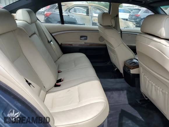 2006 BMW 7 Series 750Li с VIN WBAHN83516DT31744, выставлен на аукционе Copart как лот 64059685 с пробегом 123 075 миль миль и Списание • Salvage title. История ставок и продаж доступна на DreamBid. Изображение 10.