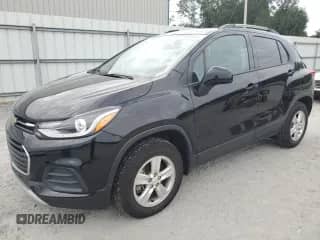 2022 Chevrolet Trax LT z VIN KL7CJPSM1NB562842, wystawiony jako Copart lot #70190045 z przebiegiem 23 070 mil mil oraz Szkoda całkowita • Salvage title. Historia ofert i sprzedaży dostępna na DreamBid. Obrazek 1.