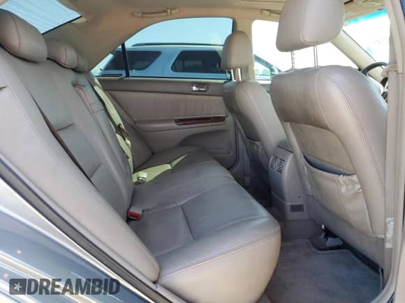 2005 Toyota Camry LE with VIN 4T1BF32K05U603632, listed as a Copart auction lot 84240185 with 181,404 mi miles and Salvage title. Bid and sale history available at DreamBid. Image 10.