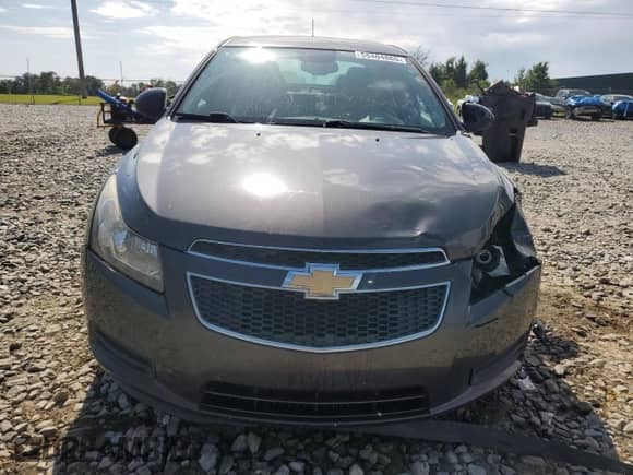 2014 Chevrolet Cruze ECO с VIN 1G1PJ5SB1E7308499, выставлен на аукционе Copart как лот 55404865 с пробегом 171 917 миль миль и Списание • Salvage title. История ставок и продаж доступна на DreamBid. Изображение 5.