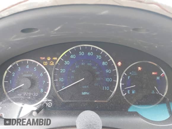 2010 Toyota Sienna XLE с VIN 5TDYK4CC3AS330112, выставлен на аукционе IAAI как лот 43295737 с пробегом 229 430 миль миль и . История ставок и продаж доступна на DreamBid. Изображение 7.