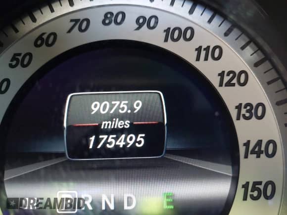 2013 Mercedes-Benz C 300 Sport с VIN WDDGF8AB5DR299259, выставлен на аукционе IAAI как лот 43406105 с пробегом 175 495 миль миль и . История ставок и продаж доступна на DreamBid. Изображение 15.