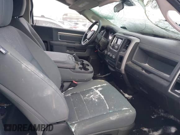 2017 Ram 1500 Tradesman с VIN 3C6JR6DT2HG548548, выставлен на аукционе IAAI как лот 41357895 с пробегом 39 748 миль миль и . История ставок и продаж доступна на DreamBid. Изображение 5.