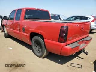 2005 Chevrolet Silverado SS с VIN 2GCEK19N851235293, выставлен на аукционе Copart как лот 65541034 с пробегом 217 112 миль миль и Списание • Salvage title. История ставок и продаж доступна на DreamBid. Изображение 2.