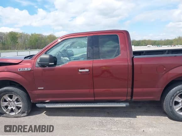 2017 Ford F-150 XL z VIN 1FTFX1EG1HFB32825, wystawiony jako IAAI lot #42083229 z przebiegiem 72 922 mil mil oraz . Historia ofert i sprzedaży dostępna na DreamBid. Obrazek 14.