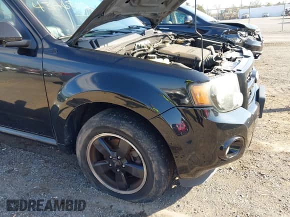 2011 Ford Escape XLT с VIN 1FMCU9DG7BKA66416, выставлен на аукционе IAAI как лот 43468112 с пробегом 197 987 миль миль и . История ставок и продаж доступна на DreamBid. Изображение 6.