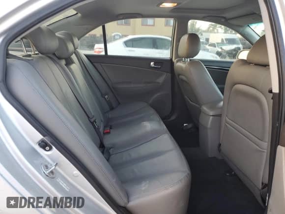 2009 Hyundai Sonata Limited with VIN 5NPEU46C19H513552, listed as a Copart auction lot 85325955 with 137,377 mi miles and Salvage title. Bid and sale history available at DreamBid. Image 10.