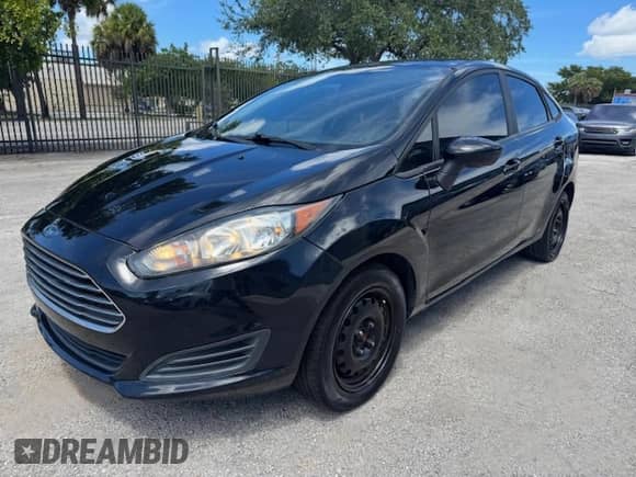 2016 Ford Fiesta S с VIN 3FADP4AJ0GM138016, выставлен на аукционе Copart как лот 69889705 с пробегом 78 813 миль миль и Чистый • Clean title. История ставок и продаж доступна на DreamBid. Изображение 1.