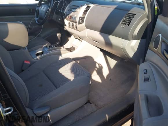 2005 Toyota Tacoma с VIN 5TEUU42N75Z114185, выставлен на аукционе IAAI как лот 43271947 с пробегом 172 996 миль миль и . История ставок и продаж доступна на DreamBid. Изображение 5.