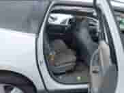 2017 Chevrolet Traverse LT z VIN 1GNKRGKD2HJ187505, wystawiony jako IAAI lot #43299284 z przebiegiem 80 256 mil mil oraz . Historia ofert i sprzedaży dostępna na DreamBid. Obrazek 8.