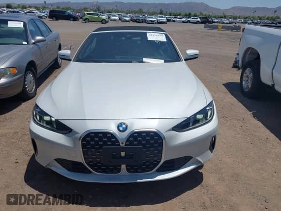2025 BMW 4 Series 430i with VIN WBA33DB09SCT63436, listed as a IAAI auction lot 42456299 with 9,746 mi miles and . Bid and sale history available at DreamBid. Image 12.