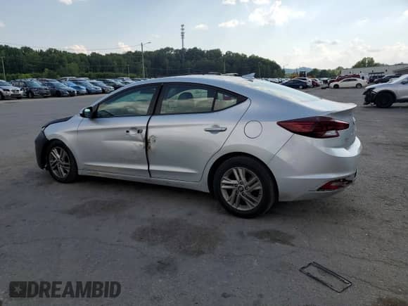 2019 Hyundai Elantra Value Edition с VIN 5NPD84LF2KH411116, выставлен на аукционе Copart как лот 68080355 с пробегом 114 085 миль миль и Списание • Salvage title. История ставок и продаж доступна на DreamBid. Изображение 2.