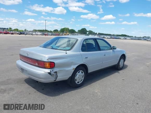 1992 Toyota Camry LE с VIN 4T1SK12EXNU101897, выставлен на аукционе IAAI как лот 42319166 с пробегом 134 260 миль миль и . История ставок и продаж доступна на DreamBid. Изображение 4.