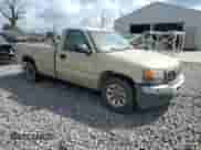 2005 GMC Sierra 1500 Work Truck с VIN 1GTEC14X15Z342800, выставлен на аукционе Copart как лот 68868515 с пробегом 319 457 миль миль и Чистый • Clean title. История ставок и продаж доступна на DreamBid. Изображение 4.
