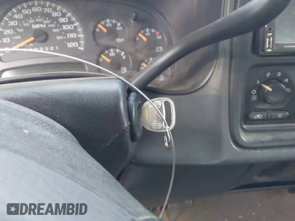 2006 GMC Sierra 1500 SLE1 z VIN 2GTEK19B061111364, wystawiony jako IAAI lot #42487299 z przebiegiem 173 736 mil mil oraz . Historia ofert i sprzedaży dostępna na DreamBid. Obrazek 11.
