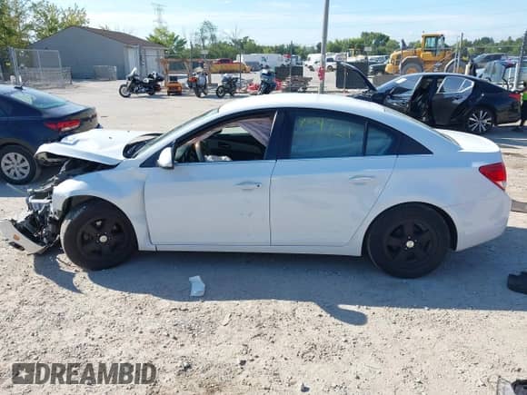 2016 Chevrolet Cruze LT с VIN 1G1PE5SB9G7216242, выставлен на аукционе IAAI как лот 43049121 с пробегом 99 275 миль миль и . История ставок и продаж доступна на DreamBid. Изображение 14.