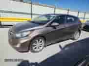 2012 Hyundai Accent SE с VIN KMHCU5AE8CU050775, выставлен на аукционе Copart как лот 86882305 с пробегом 131 864 миль миль и Списание • Salvage title. История ставок и продаж доступна на DreamBid. Изображение 1.