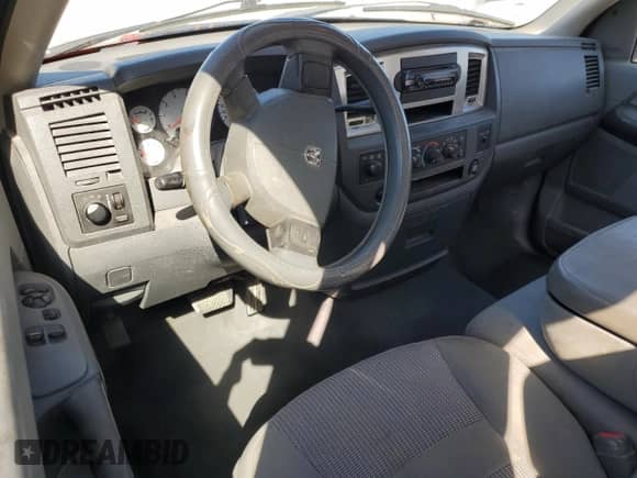 2007 Dodge 1500 ST с VIN 1D7HU16P97J628537, выставлен на аукционе Copart как лот 57287135 с пробегом 239 528 миль миль и Списание • Salvage title. История ставок и продаж доступна на DreamBid. Изображение 8.