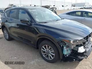 2025 Mazda CX-5 S Preferred z VIN JM3KFBCL5S0695658, wystawiony jako IAAI lot #43301142 z przebiegiem Nie podano mil oraz . Historia ofert i sprzedaży dostępna na DreamBid. Obrazek 1.