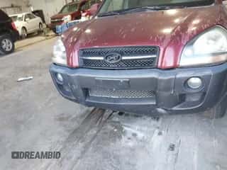 2005 Hyundai Tucson GLS with VIN KM8JN12DX5U086196, listed as a IAAI auction lot 43315845 with 120,183 mi miles and . Bid and sale history available at DreamBid. Image 6.