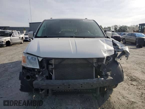 2010 Dodge Grand Caravan Crew с VIN 2D4RN6DX3AR490513, выставлен на аукционе Copart как лот 61179455 с пробегом 175 996 миль миль и Списание • Salvage title. История ставок и продаж доступна на DreamBid. Изображение 5.