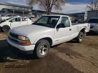 2002 Chevrolet S-10 LS с VIN 1GCCS14W728210093, выставлен на аукционе Copart как лот 47497905 с пробегом 137 825 миль миль и Списание • Salvage title. История ставок и продаж доступна на DreamBid. Изображение 1.