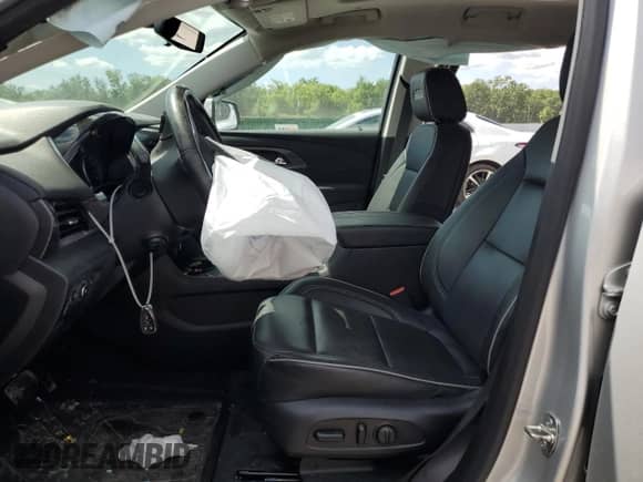 2020 Chevrolet Traverse High Country z VIN 1GNEVNKW6LJ186476, wystawiony jako Copart lot #52588905 z przebiegiem 43 179 mil mil oraz Szkoda całkowita • Salvage title. Historia ofert i sprzedaży dostępna na DreamBid. Obrazek 7.