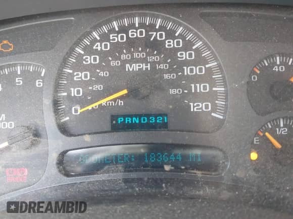 2004 Chevrolet Silverado 1500 Z71 z VIN 1GCEK19TX4E142481, wystawiony jako IAAI lot #42724167 z przebiegiem 183 644 mil mil oraz . Historia ofert i sprzedaży dostępna na DreamBid. Obrazek 7.