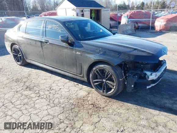 2021 BMW 7 Series 750i xDrive with VIN WBA7U2C01MCF94533, listed as a IAAI auction lot 41698642 with 83,016 mi miles and . Bid and sale history available at DreamBid. Image 1.