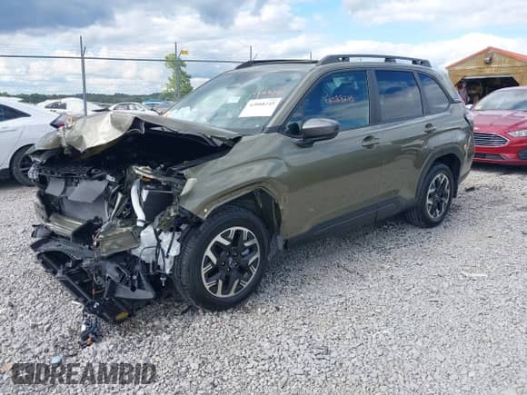 2025 Subaru Forester Premium z VIN JF2SLDBCXSH547118, wystawiony jako IAAI lot #43088245 z przebiegiem 1 219 mil mil oraz . Historia ofert i sprzedaży dostępna na DreamBid. Obrazek 20.