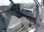 1996 Dodge Dakota SLT z VIN 1B7FL26X6TS672512, wystawiony jako IAAI lot #41975392 z przebiegiem 153 585 mil mil oraz . Historia ofert i sprzedaży dostępna na DreamBid. Obrazek 5.