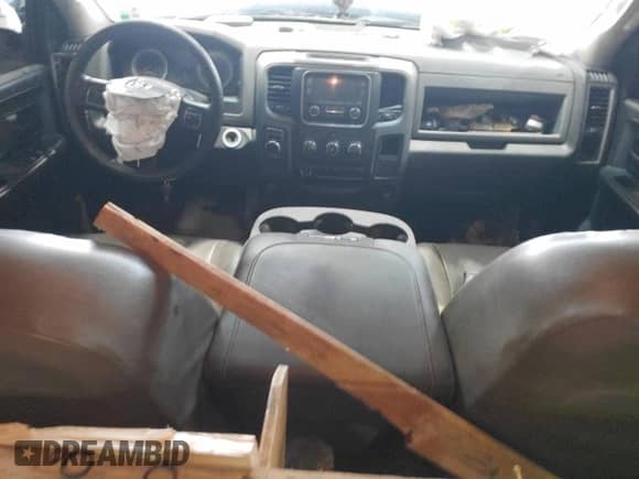 2017 Ram 1500 Tradesman z VIN 1C6RR6FT3HS864081, wystawiony jako Copart lot #69368275 z przebiegiem 134 103 mil mil oraz Szkoda całkowita • Salvage title. Historia ofert i sprzedaży dostępna na DreamBid. Obrazek 8.