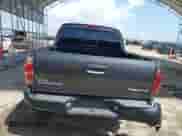 2014 Toyota Tacoma PreRunner z VIN 5TFJX4GN8EX031794, wystawiony jako IAAI lot #42533121 z przebiegiem 117 116 mil mil oraz . Historia ofert i sprzedaży dostępna na DreamBid. Obrazek 16.