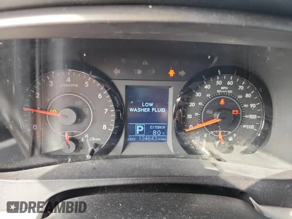 2017 Toyota Sienna LE Auto Access Seat z VIN 5TDKZ3DC4HS858715, wystawiony jako Copart lot #66798095 z przebiegiem 134 643 mil mil oraz Szkoda całkowita • Salvage title. Historia ofert i sprzedaży dostępna na DreamBid. Obrazek 9.