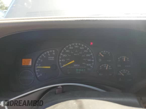 1999 Chevrolet Silverado 1500 z VIN 1GCEC19T3XZ137309, wystawiony jako Copart lot #84949485 z przebiegiem 179 759 mil mil oraz Szkoda całkowita • Salvage title. Historia ofert i sprzedaży dostępna na DreamBid. Obrazek 9.