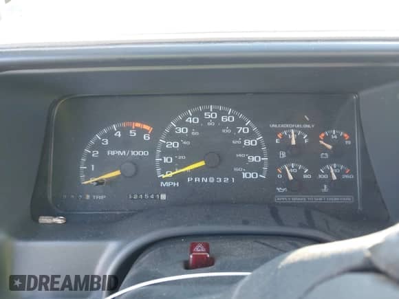 1996 Chevrolet Silverado 3500 с VIN 1GCGC33J2TF002782, выставлен на аукционе IAAI как лот 41367250 с пробегом 121 541 миль миль и . История ставок и продаж доступна на DreamBid. Изображение 7.