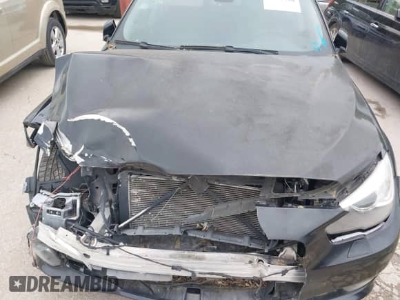 2010 BMW 5 Series 535i Gran Turismo с VIN WBASN2C50AC200547, выставлен на аукционе IAAI как лот 41957926 с пробегом Не указан миль и . История ставок и продаж доступна на DreamBid. Изображение 10.