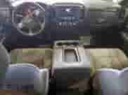 2016 Chevrolet Silverado 2500HD Work Truck z VIN 1GC1KUEG4GF279004, wystawiony jako Copart lot #81327755 z przebiegiem 82 888 mil mil oraz Czysty tytuł • Clean title. Historia ofert i sprzedaży dostępna na DreamBid. Obrazek 8.
