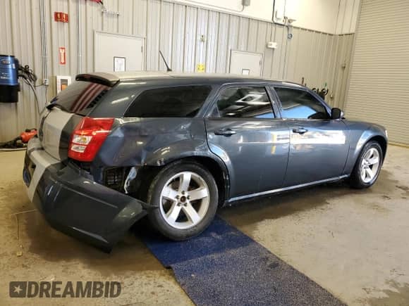 2008 Dodge Magnum with VIN 2D4FV47T68H130460, listed as a Copart auction lot 50077235 with 135,648 mi miles and Clean title. Bid and sale history available at DreamBid. Image 3.