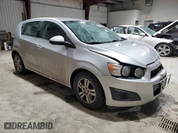 2012 Chevrolet Sonic LT with VIN 1G1JD6SB7C4103500, listed as a Copart auction lot 42216255 with 186,742 mi miles and Salvage title. Bid and sale history available at DreamBid. Image 4.
