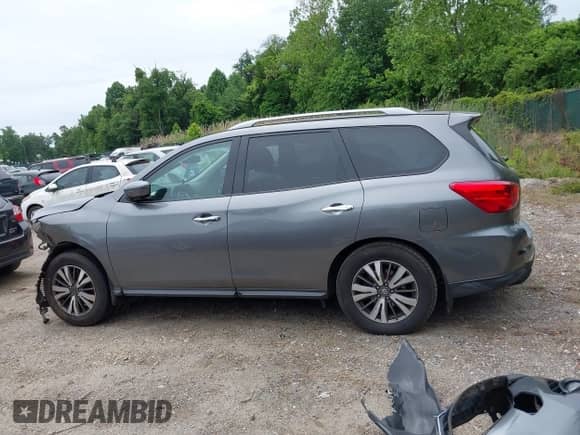 2017 Nissan Pathfinder SL with VIN 5N1DR2MM3HC674181, listed as a IAAI auction lot 42346929 with 105,635 mi miles and . Bid and sale history available at DreamBid. Image 15.