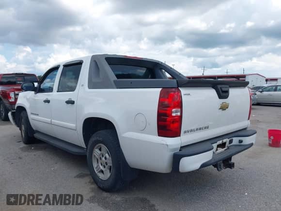 2007 Chevrolet Avalanche 2LT z VIN 3GNEC12J87G268624, wystawiony jako IAAI lot #43291672 z przebiegiem 155 814 mil mil oraz . Historia ofert i sprzedaży dostępna na DreamBid. Obrazek 3.