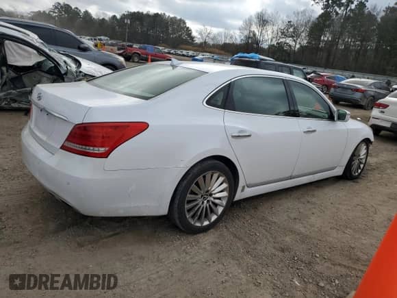 2014 Hyundai Equus Ultimate z VIN KMHGH4JH4EU083933, wystawiony jako Copart lot #44125445 z przebiegiem 118 773 mil mil oraz Szkoda całkowita • Salvage title. Historia ofert i sprzedaży dostępna na DreamBid. Obrazek 3.