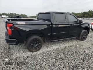2021 Chevrolet Silverado 1500 Custom Trail Boss z VIN 1GCPYCEF3MZ347569, wystawiony jako Copart lot #81515915 z przebiegiem 91 861 mil mil oraz Szkoda całkowita • Salvage title. Historia ofert i sprzedaży dostępna na DreamBid. Obrazek 3.